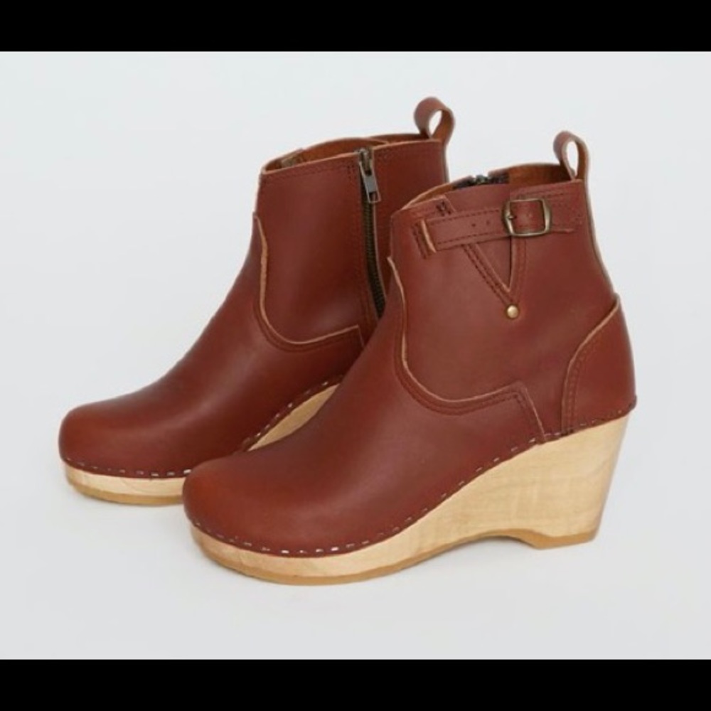 No.6 5” Leather Clog Buckle Boot: worn once!